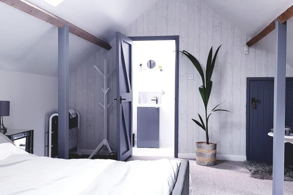 Highfield Barn Loft Apartment Портишед Екстериор снимка
